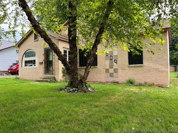 609 W 23rd St, Ada, OK 74820