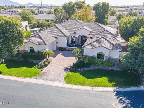 2nd image of 2815 E Carob Drive