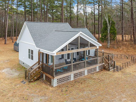 3rd image of 431 Chambers Point Road