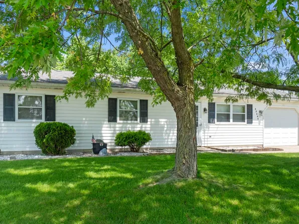 22609 Rupp St, Woodburn, IN 46797