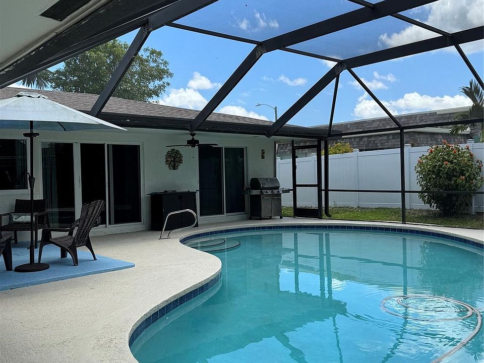 2nd image of 8103 NW 74th Avenue