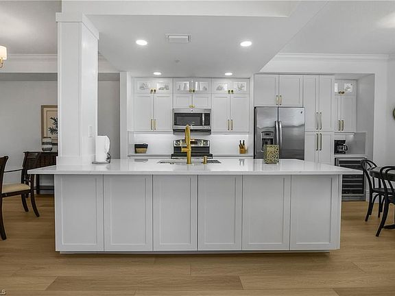 2nd image of 9554 Trevi CT #4727