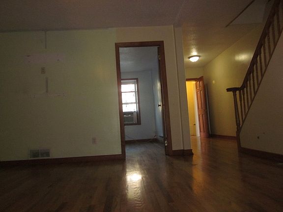 2nd image of 28 Pulaski St #01F