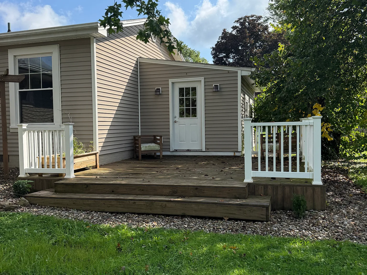 3 bed, 1.5 bath, 1484 sqft, $1,600 — Photo 3