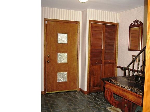 2nd image of 4894 Karen Isle Dr