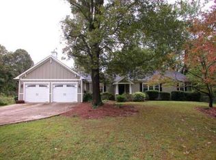 741 Crestview Ter, Gainesville, GA 30501