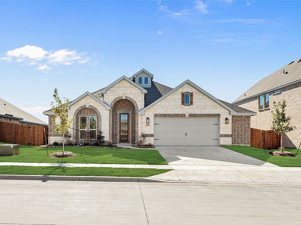 1st image of 404 Atlas Cedar Dr