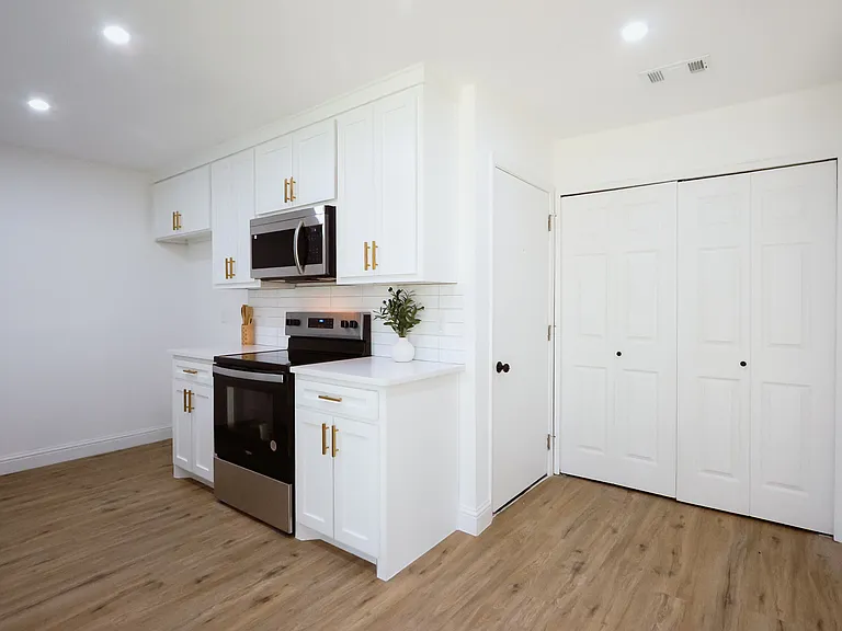5106 Preston Trl — Photo 24