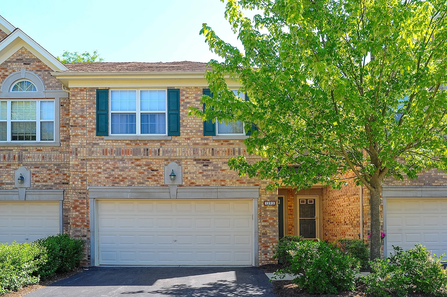 1292 Christine Ct photo 1