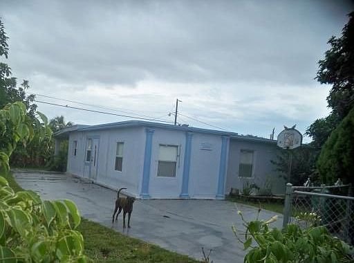 2nd image of 15401 Leisure Dr