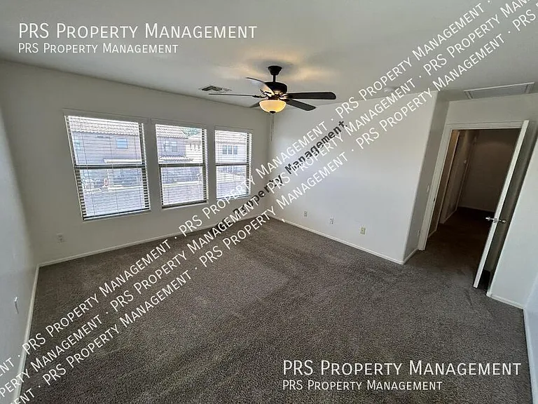 45563 W Starlight Dr — Photo 42