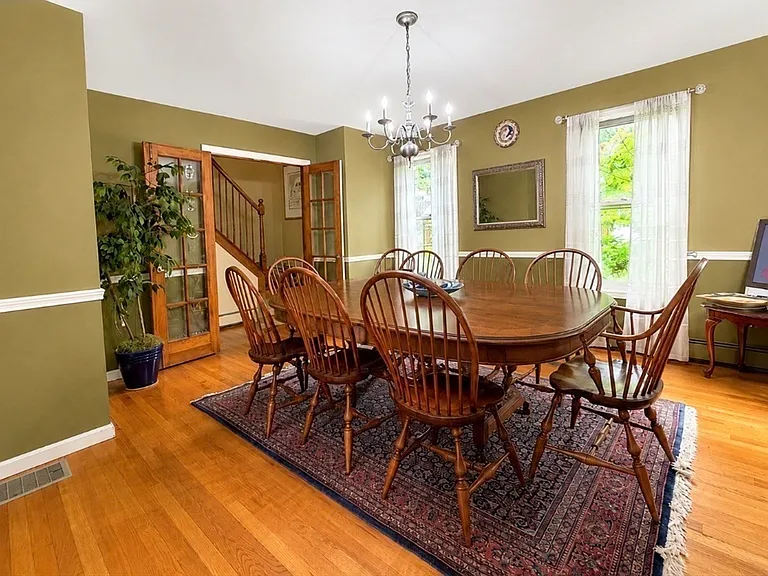31 Woodside Cir — Photo 9
