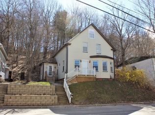 187 Riverside Dr, Auburn, ME 04210