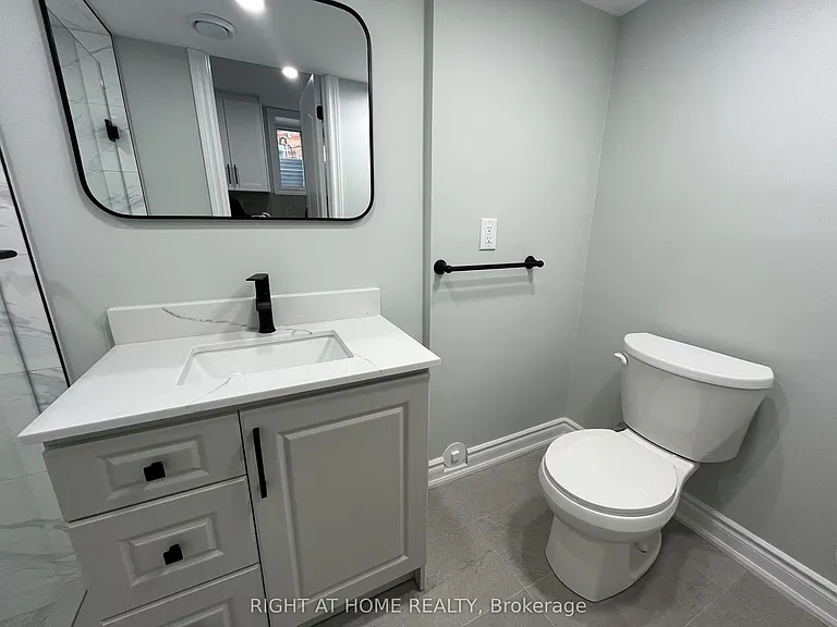 22 Amboise Cres #BASEMENT — Photo 6