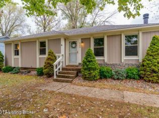 8209 Cortland Dr, Louisville, KY 40228