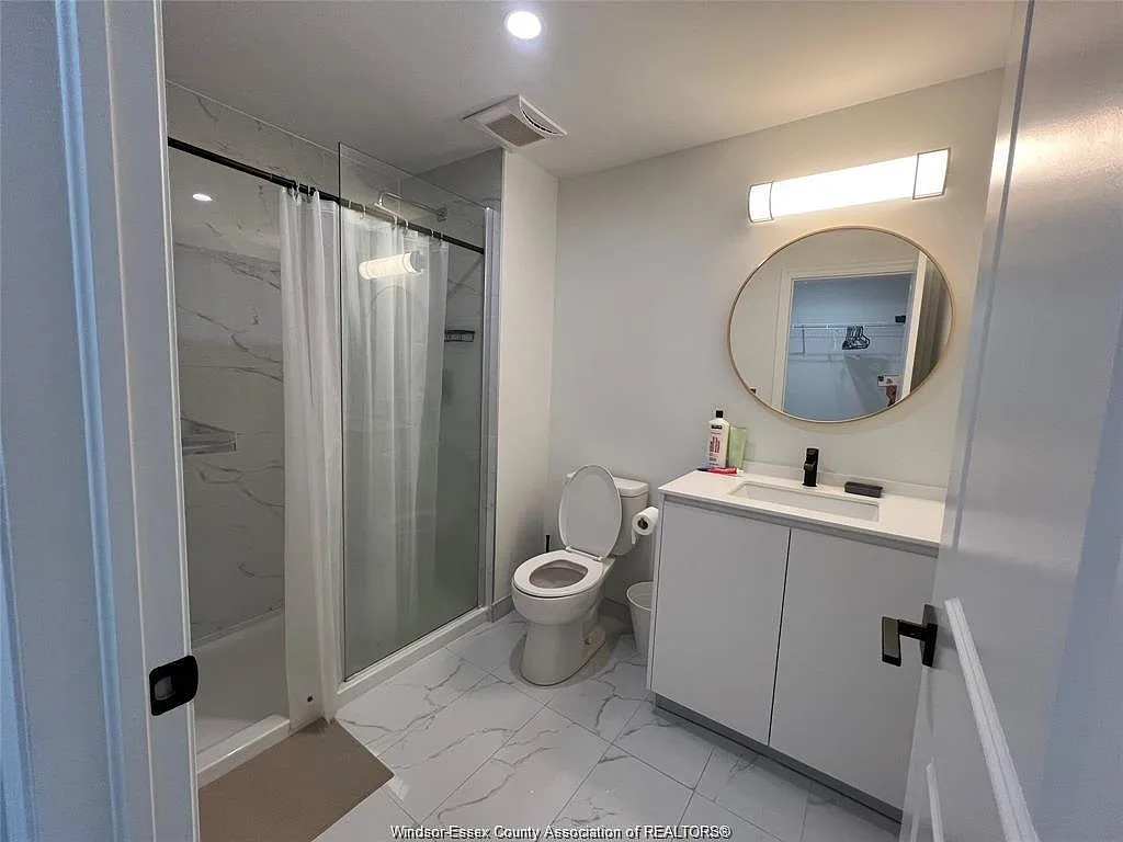 2 bed, 2.0 bath, 1095 sqft, $2,080 — Photo 3