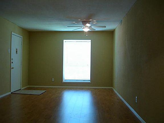 4th image of 4805 McKinney Ave #A-203