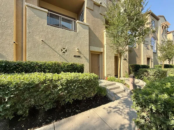 474 Almond Rd, San Marcos, CA 92078