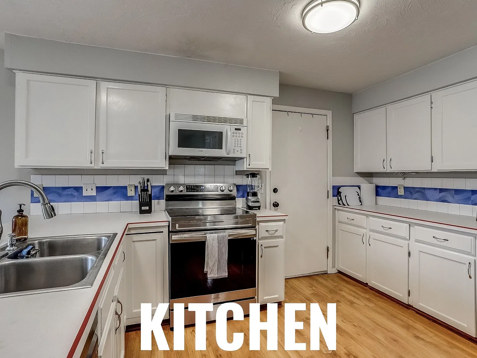 7 bed, 3.0 bath, 3024 sqft, $795 — Photo 3