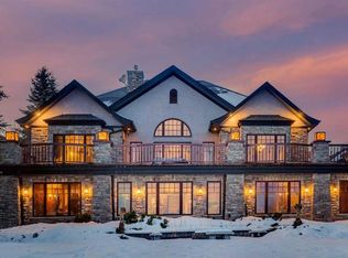 124 W Misty Morning Dr, Rocky View County, AB T3Z 2Z7