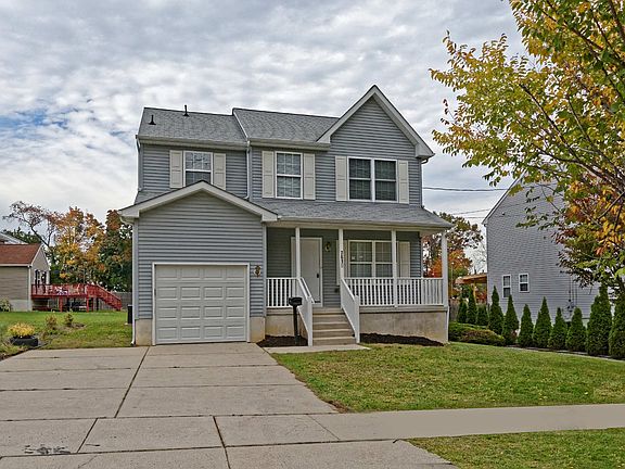 3rd image of 7615 Holman Ave