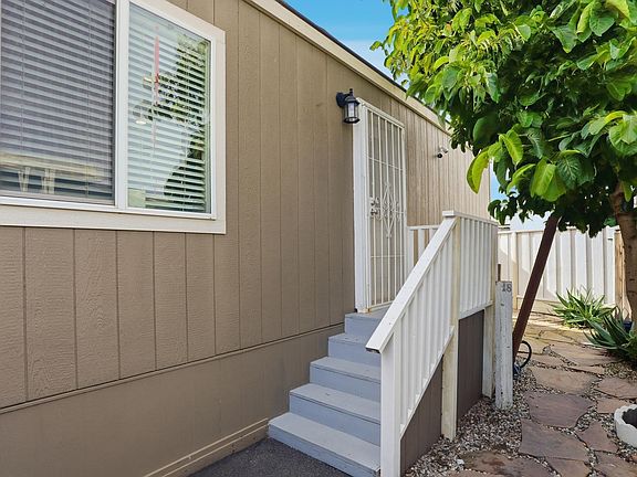 4th image of 360 E Grant Line Rd Space 18