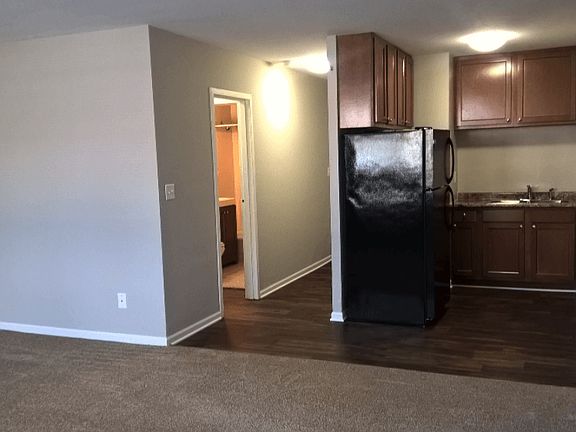 4th image of 2530 Blaisdell Ave #18038026