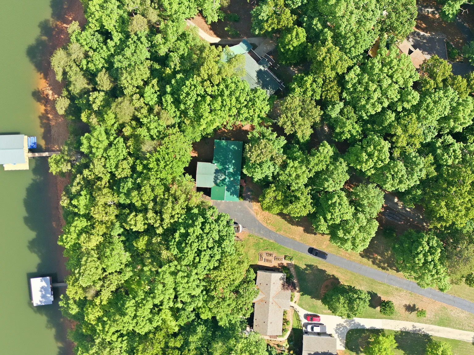 3 bed, 2000 sqft, $2,900 — Photo 2