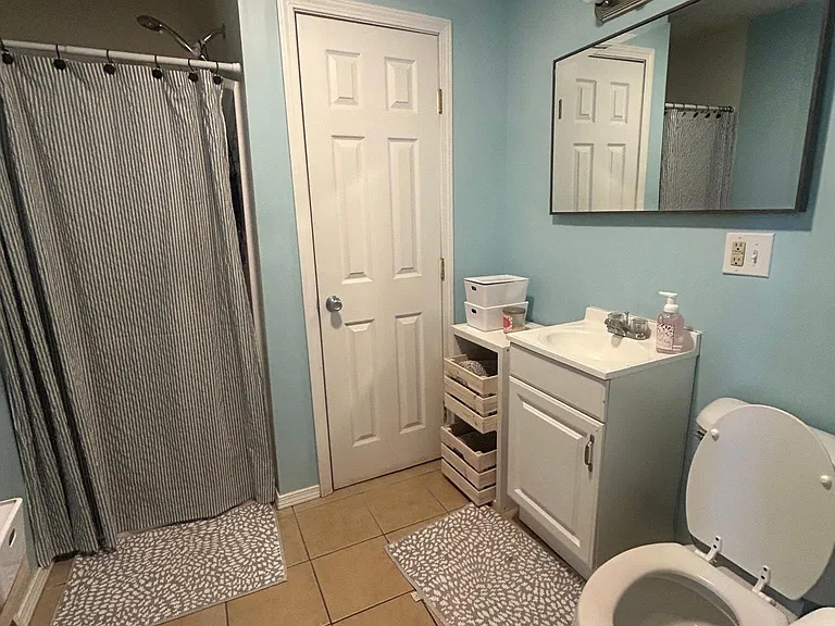 142 Court St #B — Photo 8