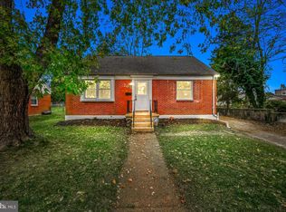 705 Leafydale Ter, Baltimore, MD 21208