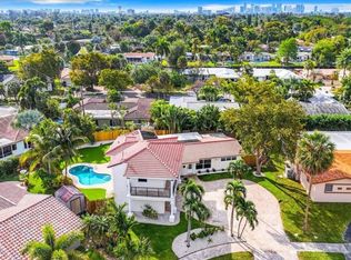 2836 NW 11th Ave, Wilton Manors, FL 33311