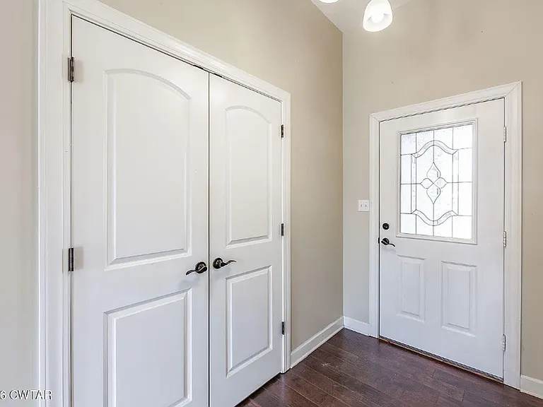 16 Birch Hollow Ln — Photo 2