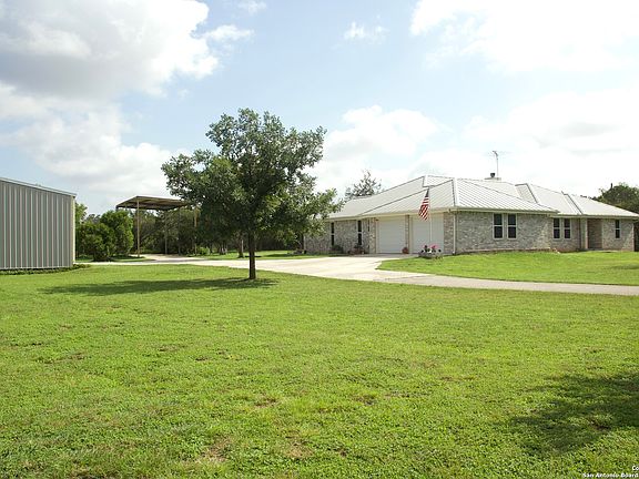 3rd image of 2126 River Oaks