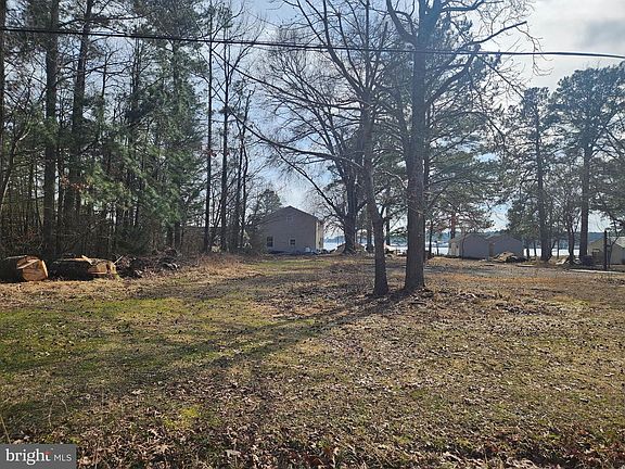 3rd image of Lots 135 139 Long St
