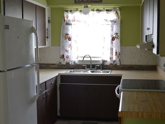5th image of 1108 Vineland St