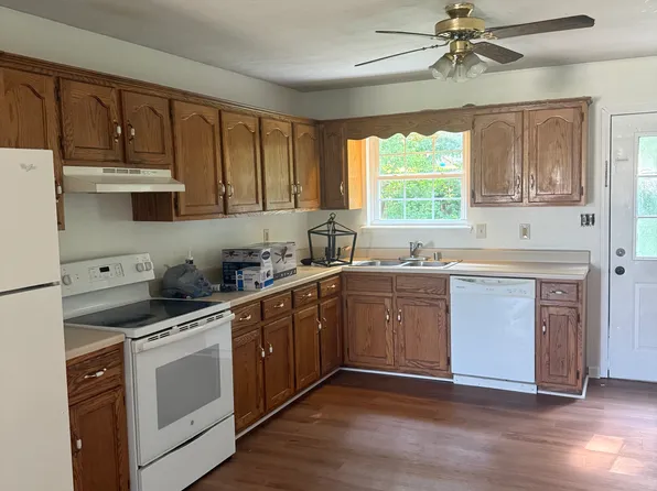 (undisclosed Address), Lancaster, KY 40444