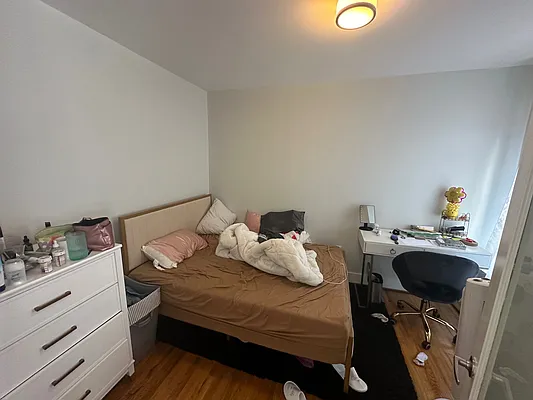 Rented by Yup Realty LLC | media 22