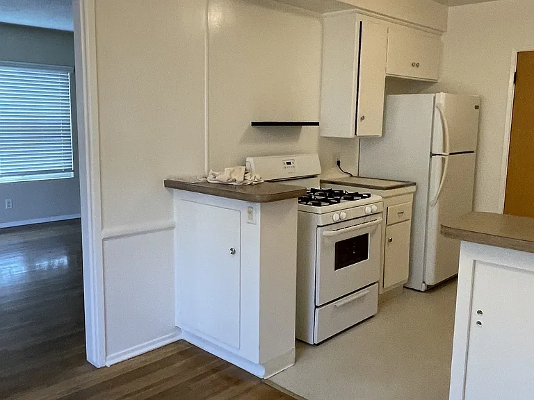 3355 Manning Ave — Photo 23