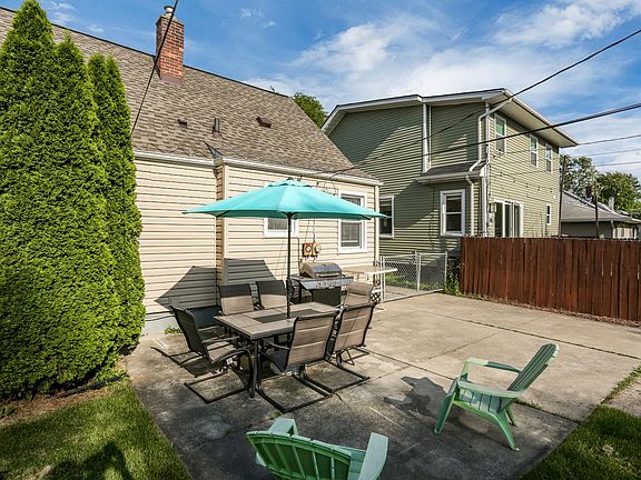 4th image of 4119 Edgar Ave