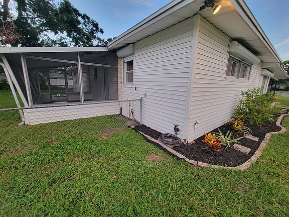 3rd image of 4609 S Renellie Dr
