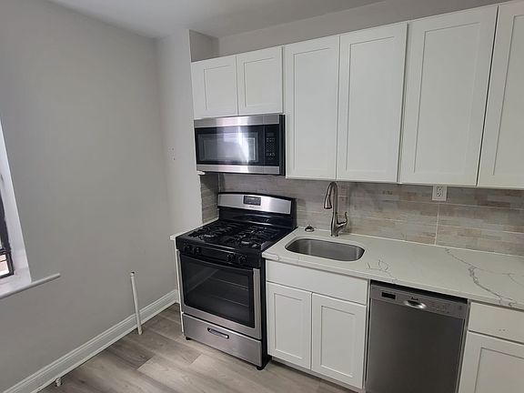 4th image of 110 61st St APT 3
