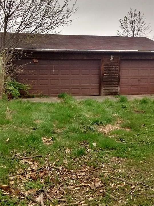 2nd image of 8305 Walnut Ridge Rd