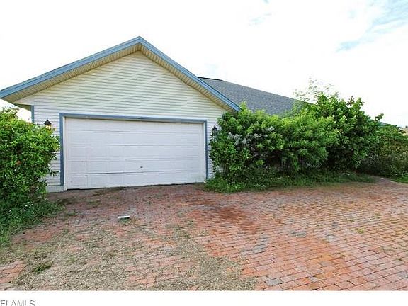 3rd image of 5400 Pelican Blvd