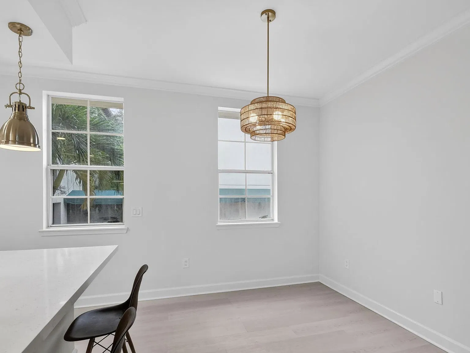 3 bed, 2.5 bath, 1603 sqft, $6,000 — Photo 4