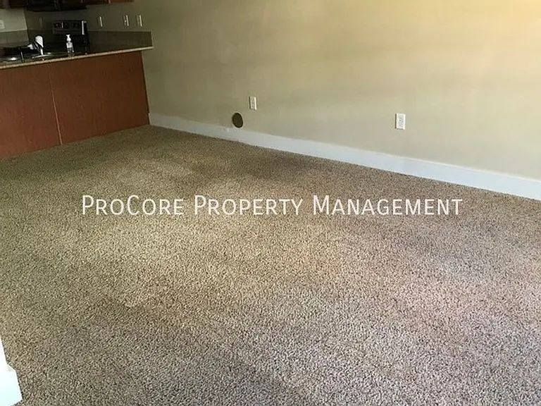9846 W Rosecroft Ct — Photo 27