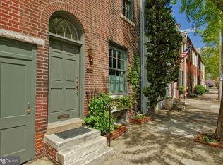 2415 Pine St, Philadelphia, PA 19103