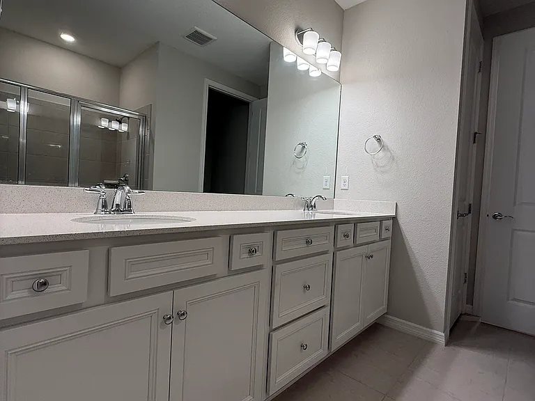 364 Jubilee Cir — Photo 43