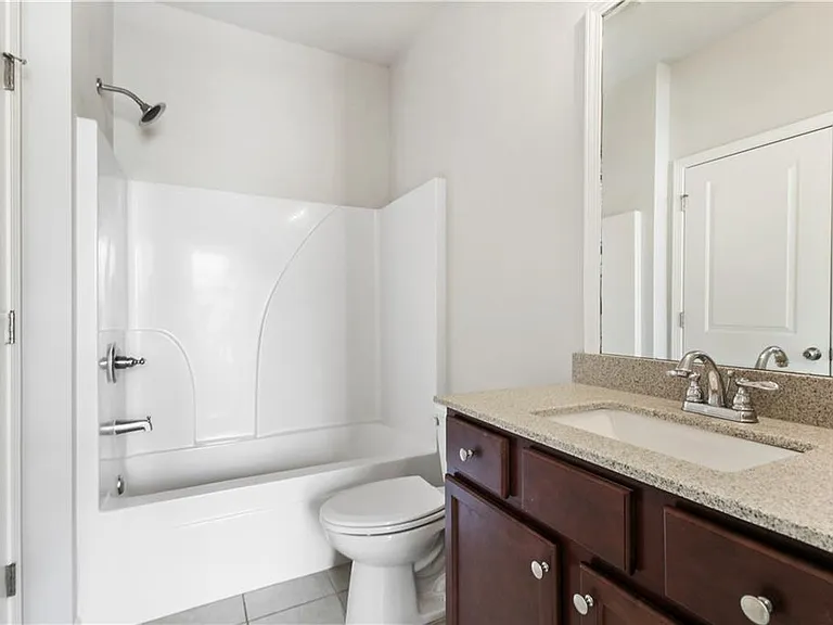 5090 Breezewood Cir — Photo 14