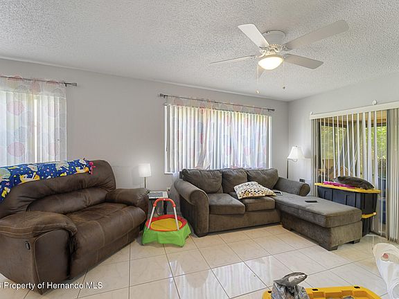 4th image of 4030 Lighthouse Way