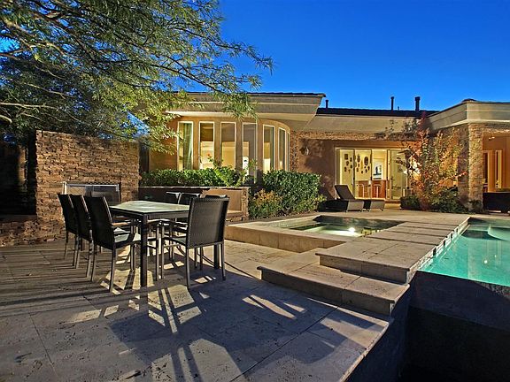 2nd image of 12 Tapadero Ln